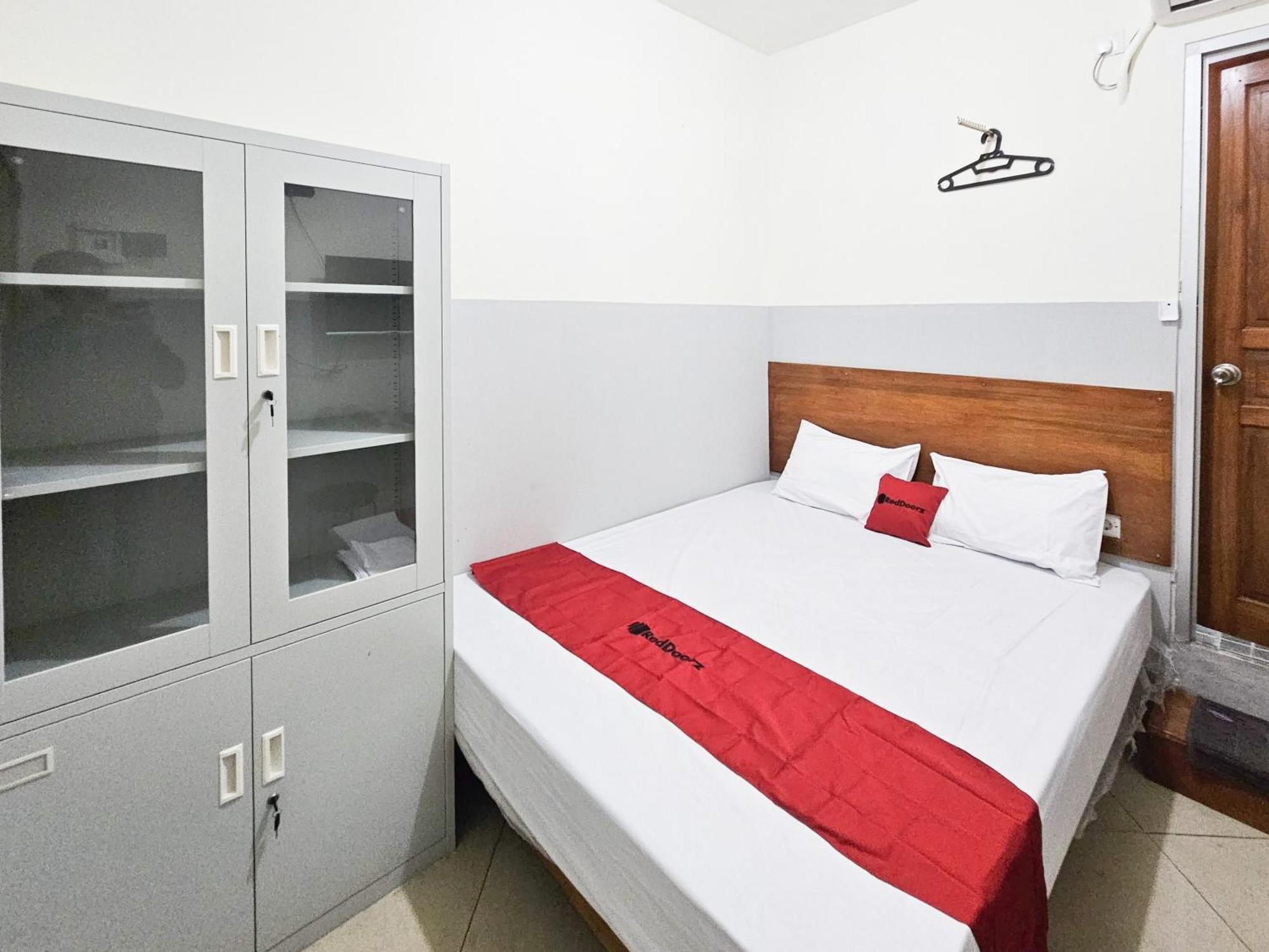 Reddoorz At Pucang Anom Timur Hotel 2*